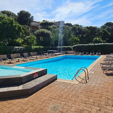 Dolce & D3 Vue Et Piscine *